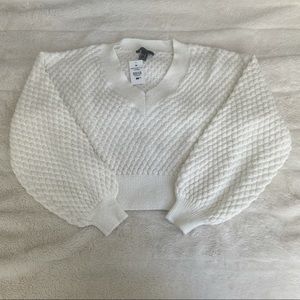 Forever21 Balloon Sleeve Cropped V-neck Sweater